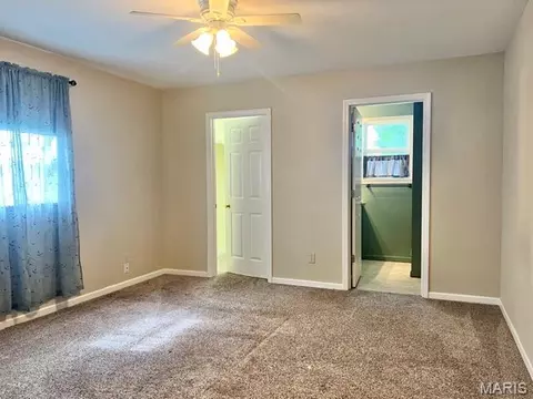 Bedroom - 218 E Jefferson St, Palmyra, MO 63461 photo 1 of 5