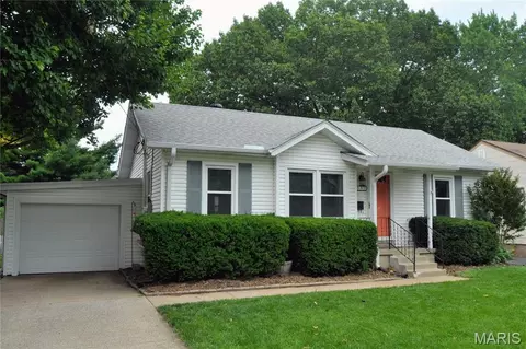 8597 Engler Ave, Saint Louis, MO 63114
