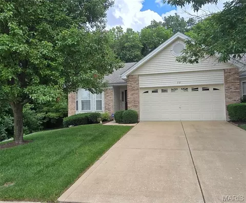 30 Sterling Pointe Dr #22A, Saint Charles, MO 63301