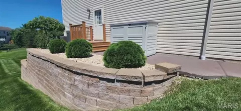 Exterior - 535 Garrick Pl, O'fallon, MO 63368 photo 5 of 18