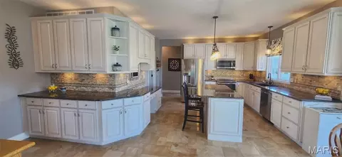 Kitchen - 535 Garrick Pl, O'fallon, MO 63368 photo 1 of 4