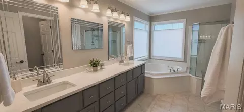 Bath - 535 Garrick Pl, O'fallon, MO 63368 photo 1 of 1