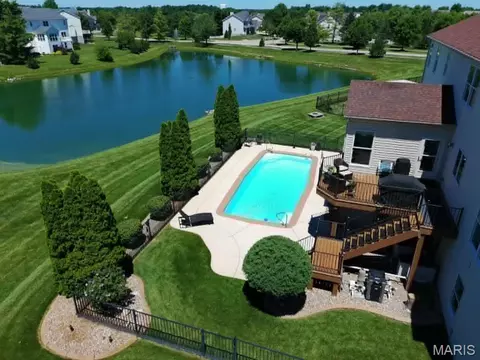 Exterior - 535 Garrick Pl, O'fallon, MO 63368 photo 7 of 18