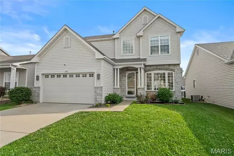 3217 Calhoun Dr, Saint Charles, MO 63301