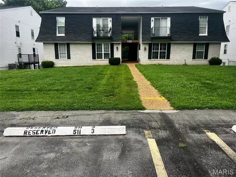 511 N Monroe St #3, Pacific, MO 63069