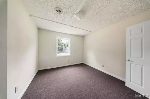 Bedroom - 15020 Hackney Dr, Saint Robert, MO 65584 photo 4 of 5