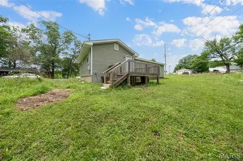 Exterior - 15020 Hackney Dr, Saint Robert, MO 65584 photo 4 of 5