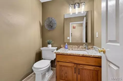 Bath - 18 Hoffert St, Union, MO 63084 photo 1 of 4