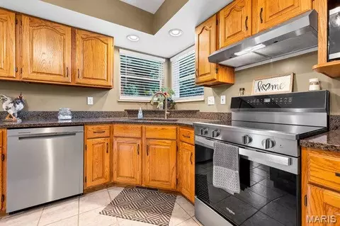Kitchen - 18 Hoffert St, Union, MO 63084 photo 4 of 5