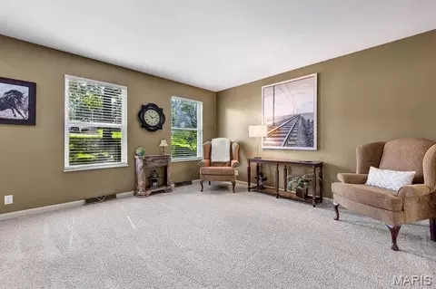 Living - 18 Hoffert St, Union, MO 63084 photo 2 of 5