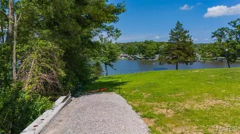 2000 Lakeshore Dr, Cuba, MO 65453 photo 4