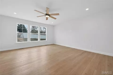 Living - 86 Courage Dr, O'fallon, MO 63366 photo 6 of 6