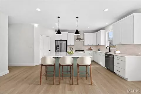 Kitchen - 86 Courage Dr, O'fallon, MO 63366 photo 1 of 2
