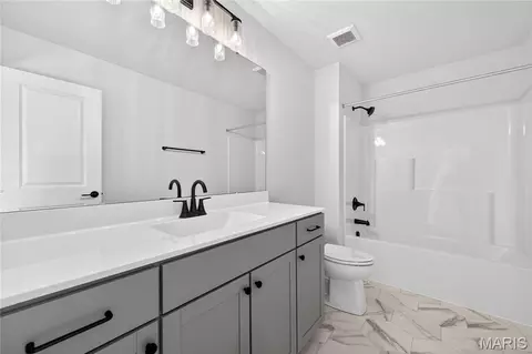 Bath - 86 Courage Dr, O'fallon, MO 63366 photo 5 of 5
