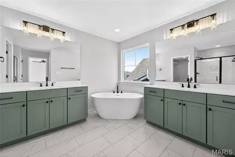 Bath - 86 Courage Dr, O'fallon, MO 63366 photo 3 of 5