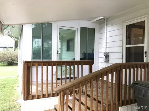 Exterior - 8 Redbud Ln, Rolla, MO 65401 photo 4 of 8