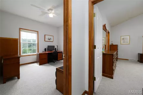 Entry Way - 160 Sawmill Rd, Saint Robert, MO 65584 photo 5 of 6