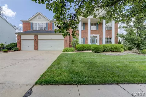 831 Wheaton Way, Saint Louis, MO 63141