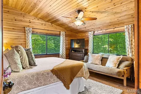 Bedroom - 632 Wunderbar Point Dr, Innsbrook, MO 63390 photo 1 of 6