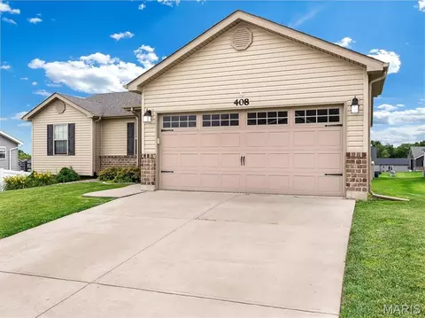408 Split Rail Dr, Wright City, MO 63390