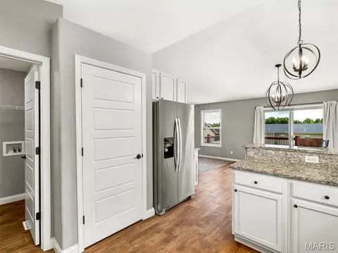 408 Split Rail Dr, Wright City, MO 63390 photo 9