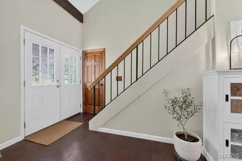 Entry Way - 1420 Mautenne Dr, Manchester, MO 63021 photo 3 of 4