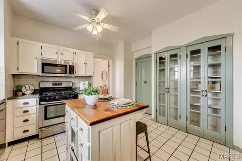4440 Lindell Blvd #501, Saint Louis, MO 63108