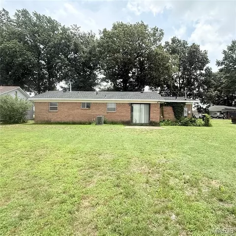 Exterior - 701 Michael St, Kennett, MO 63857 photo 2 of 3