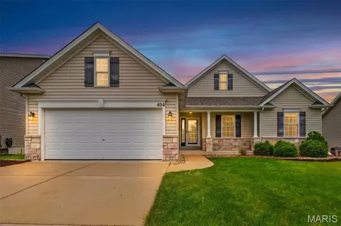 404 Shady River Dr, O'fallon, MO 63366