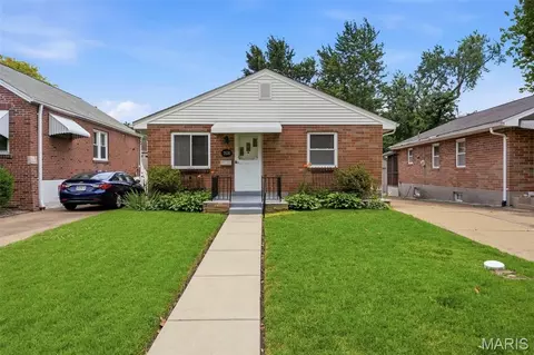 7530 Williams Ave, Saint Louis, MO 63143