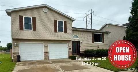 2229 Hunters Point Dr, Granite City, IL 62040