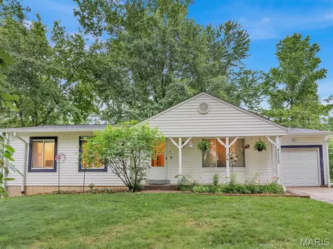 2323 Sundance Dr, O'fallon, MO 63368