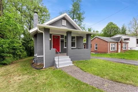 2946 Hilleman Ave, Saint Louis, MO 63114