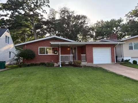 2509 Annalee Ave, Brentwood, MO 63144