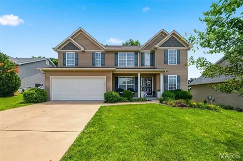 312 Pearson Ct, Saint Charles, MO 63304