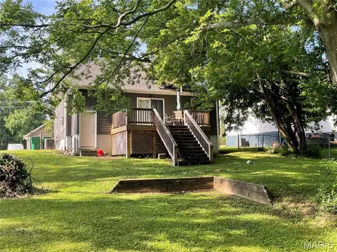 318 Greensferry Rd, Jackson, MO 63755 photo 4