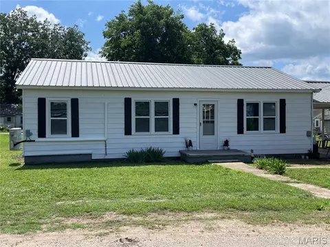 418 N 2nd St, Piedmont, MO 63957