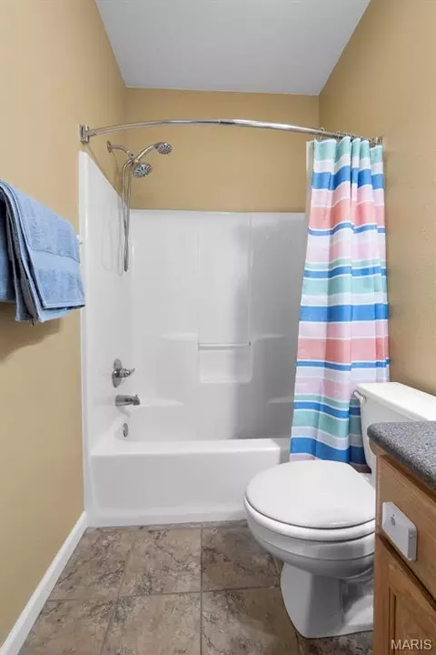 Bath - 697 Mulberry St, Jackson, MO 63755 photo 2 of 5