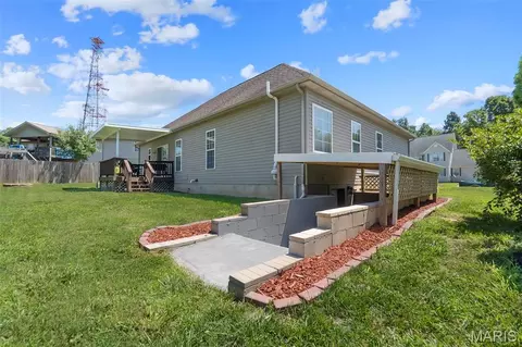 Exterior - 697 Mulberry St, Jackson, MO 63755 photo 4 of 8