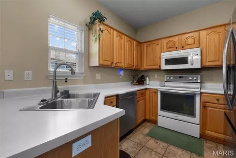 Kitchen - 697 Mulberry St, Jackson, MO 63755 photo 1 of 3