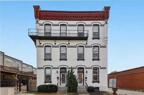 2312 Pestalozzi St, Saint Louis, MO 63118