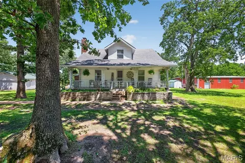 25676 Highway Yy, Lebanon, MO 65536