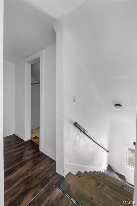Entry Way - 300 S Main St, Gideon, MO 63848 photo 2 of 2