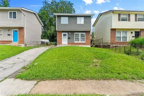 940 Maple Pl, Saint Louis, MO 63112