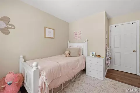 Bedroom - 254 Village Mead Dr, Ballwin, MO 63021 photo 4 of 7