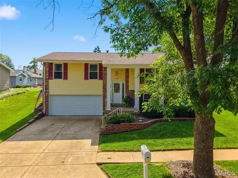 Exterior - 254 Village Mead Dr, Ballwin, MO 63021 photo 15 of 16