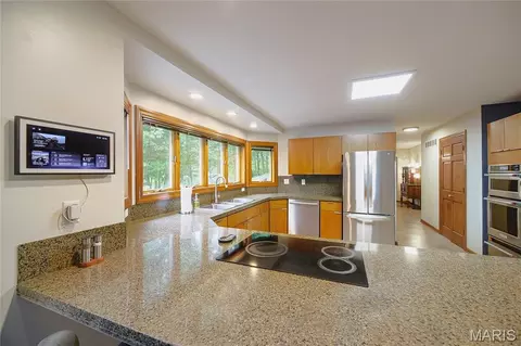 Kitchen - 1404 Bald Eagle Rd, Glencoe, MO 63038 photo 3 of 5
