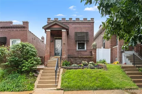 5238 Botanical Ave, Saint Louis, MO 63110