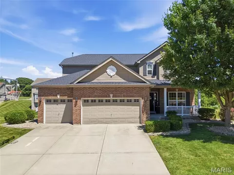 152 Forest Oaks Dr, Caseyville, IL 62232