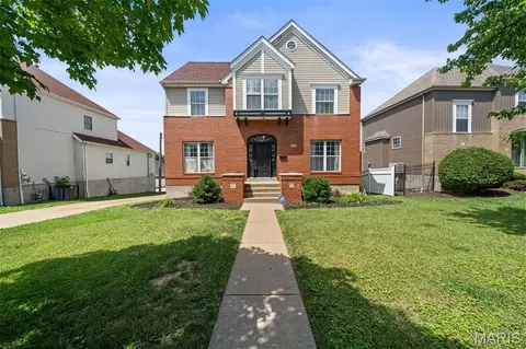 2915 Saint Vincent Ave, Saint Louis, MO 63104